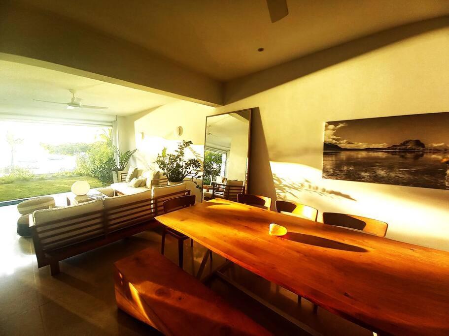Beachfront Apartment Tamarin Exterior foto