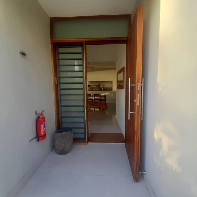 Beachfront Apartment Tamarin Exterior foto